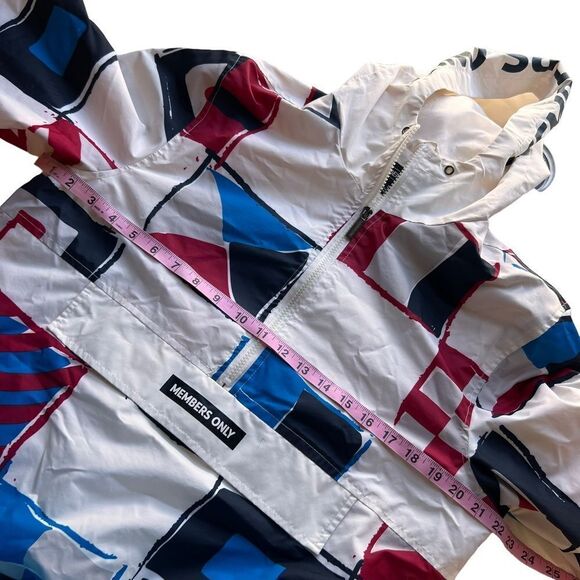 MEMBERS ONLY Flag Print Pullover Windbreaker Jacket - Picture 9 of 12